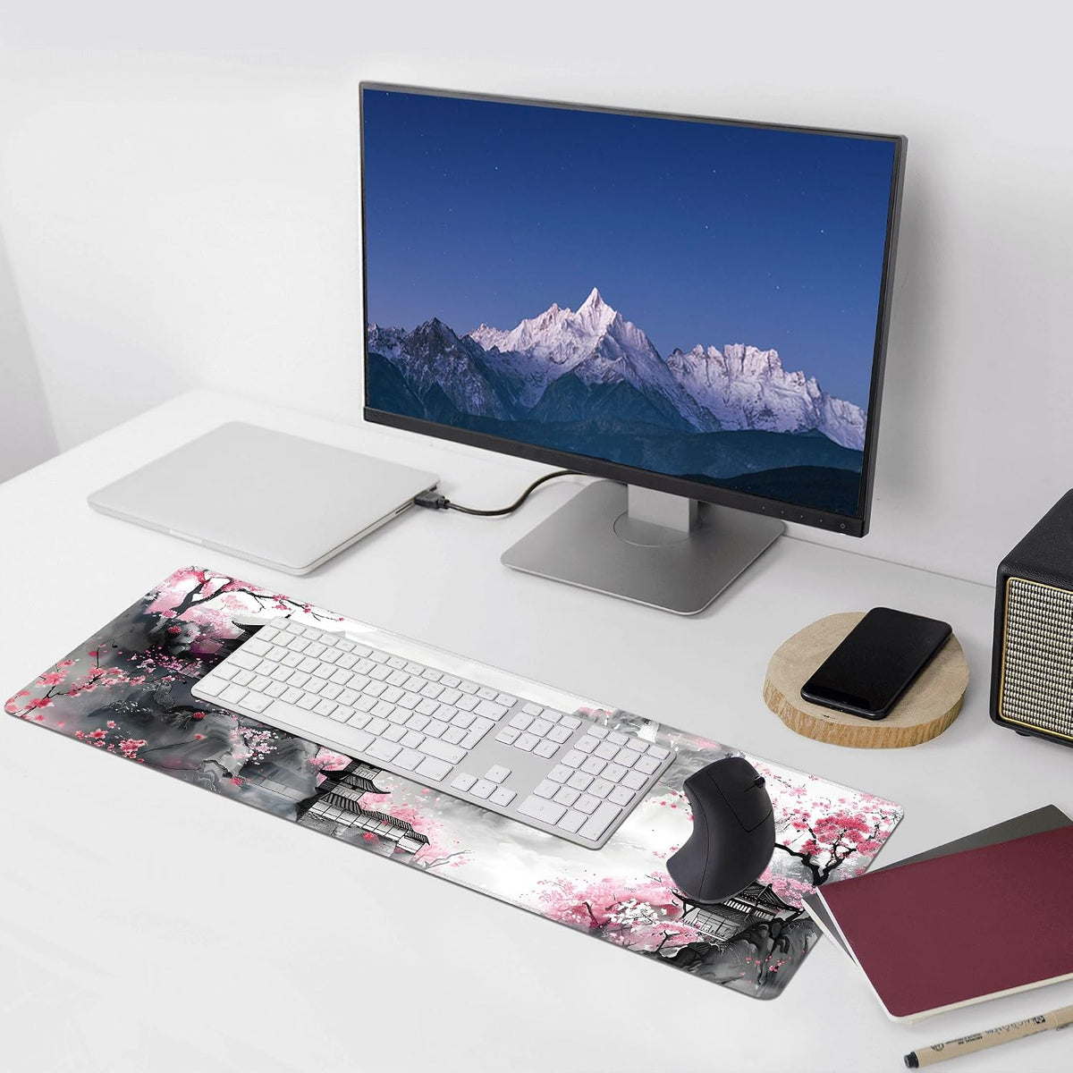 Japanese Cherry Blossom Large Mouse Pad,Gaming Keyboard Desk Pad,Extended Mouse Mat Non-Slip Rubber Base with Stitched Edges for Office Game Home XL 31.5"X11.8"
