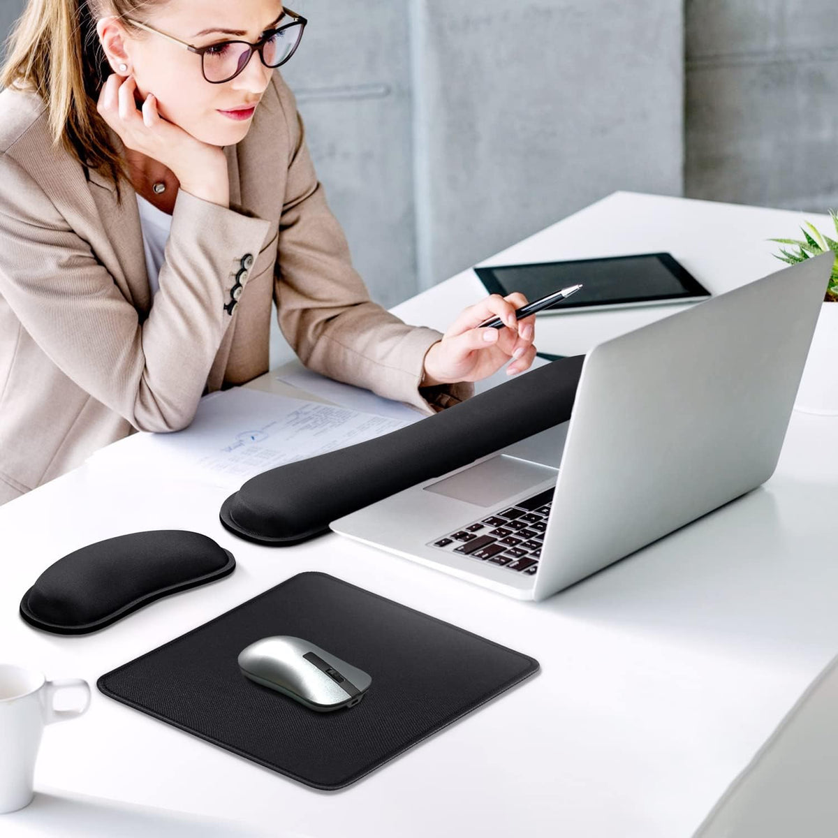 3Pcs Memory Foam Keyboard Wrist Rest, Mouse Pad Wrist Support for Easy Typing Pain Relief, Ergonomic, Comfortable Keyboard Mouse Pad Set for Computer, Laptop, Home & Office
