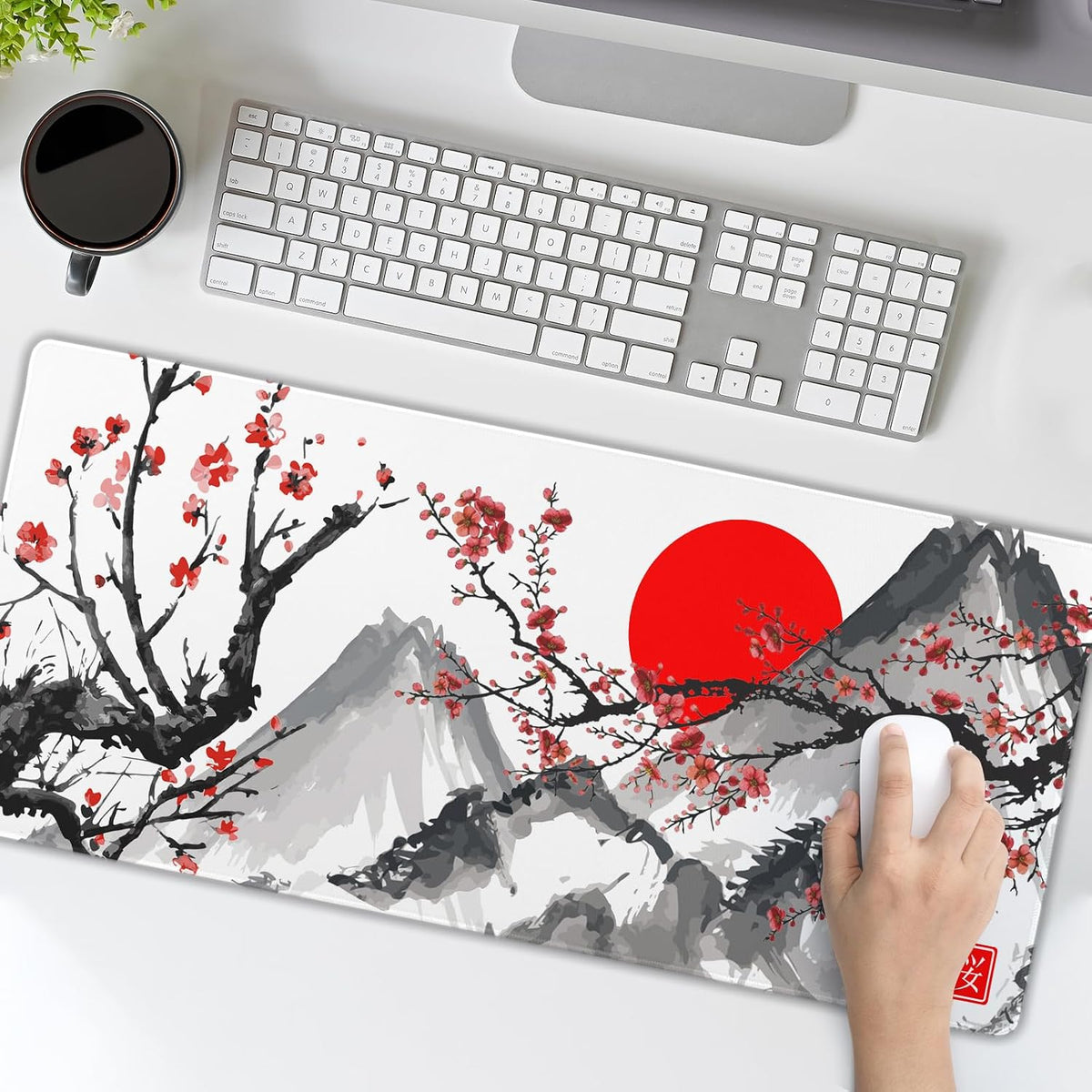 Extended Gaming Mouse Pad Xl，White Japanese Cherry Blossom Large Mouse Mat Desk Pad, Extended Stitched Non-Slip Rubber Edges Mousepad 31.5 X 11.8 Inch